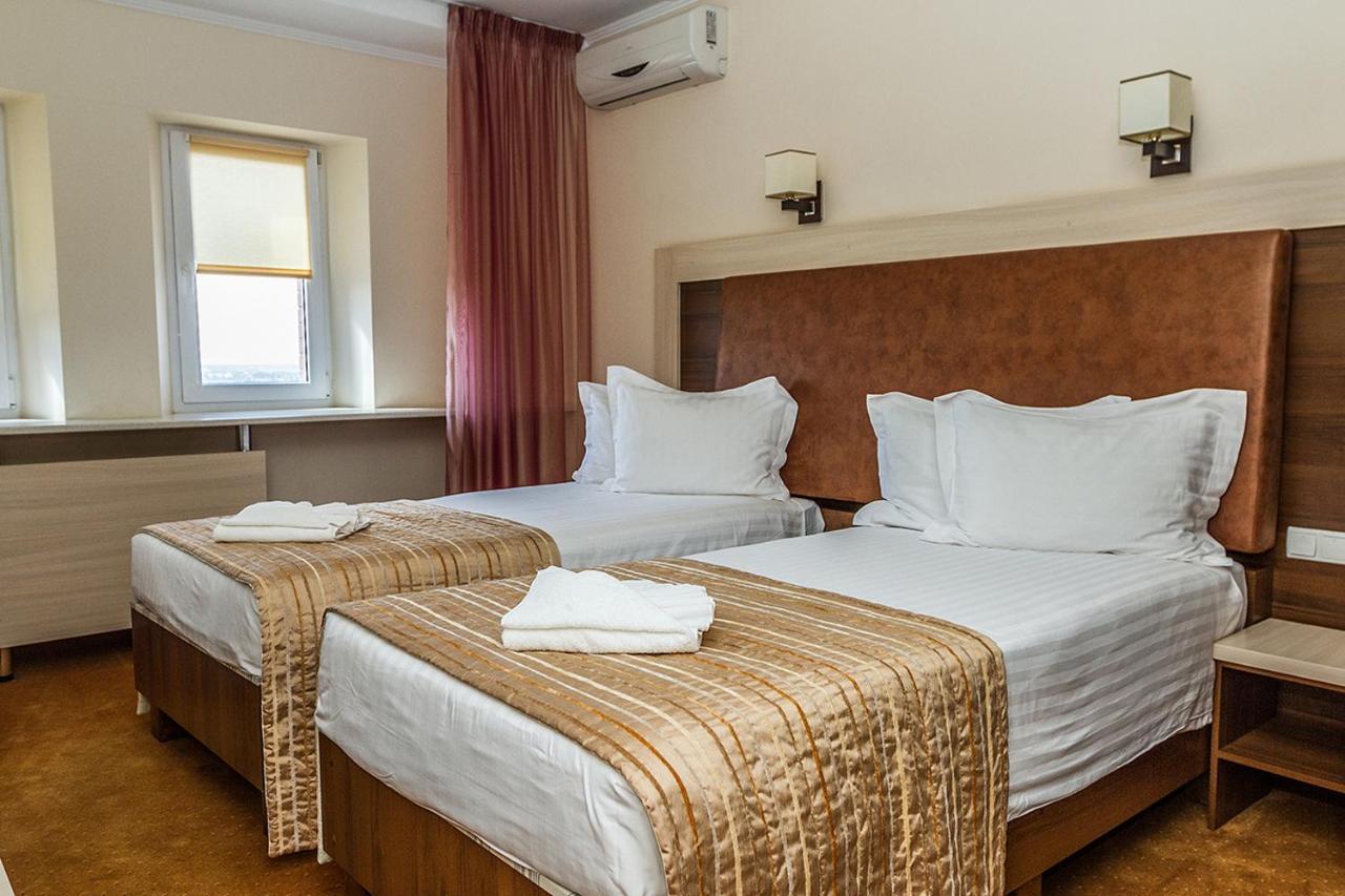 7 Sky Hotel Klinicheskaya Street Kiev Luaran gambar